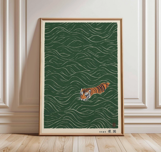 Japońska grafika z pływającym tygrysem, dekoracja ścienna w stylu vintage ukiyo-e, minimalistyczny plakat ze zwierzęciem, dekoracja z tygrysem inspirowana sztuką azjatycką